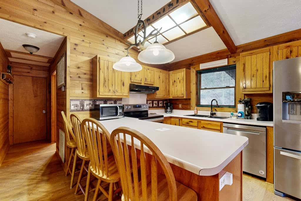 Moose Creek Lodge
