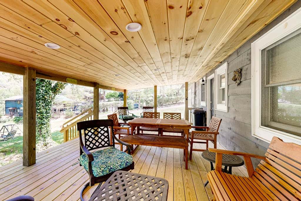 Bradley Bear Hideaway