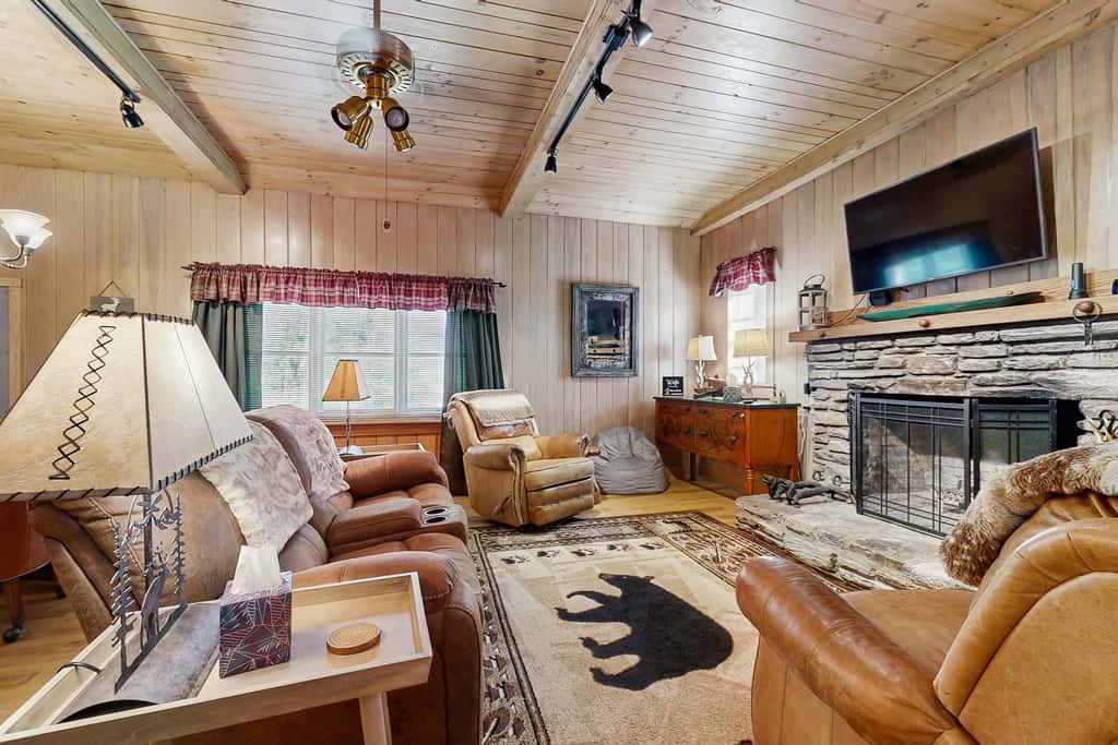 Bradley Bear Hideaway