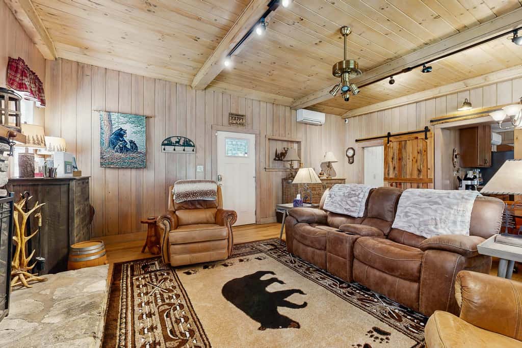 Bradley Bear Hideaway