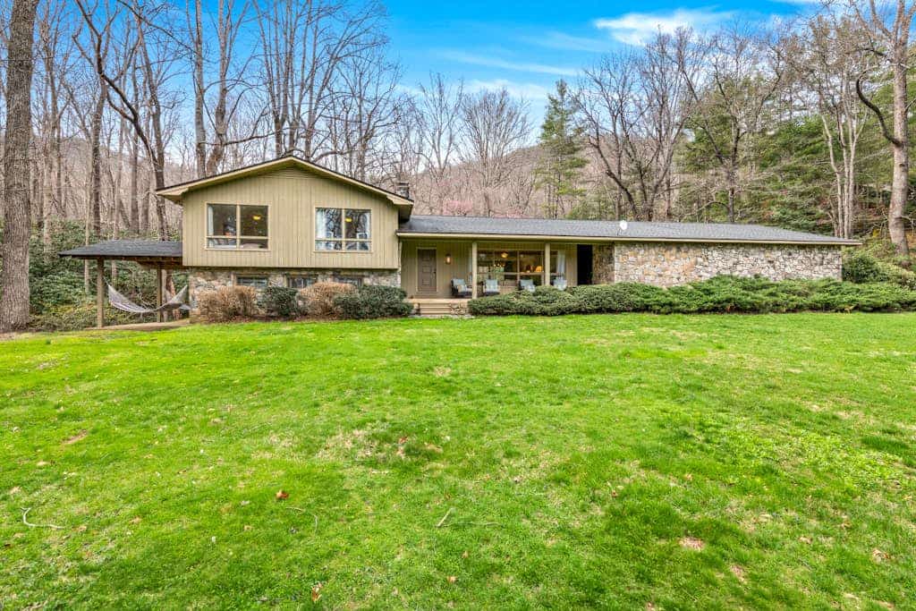 Camp Rockmont retreat with hot tub, game room, & outdoor fireplace