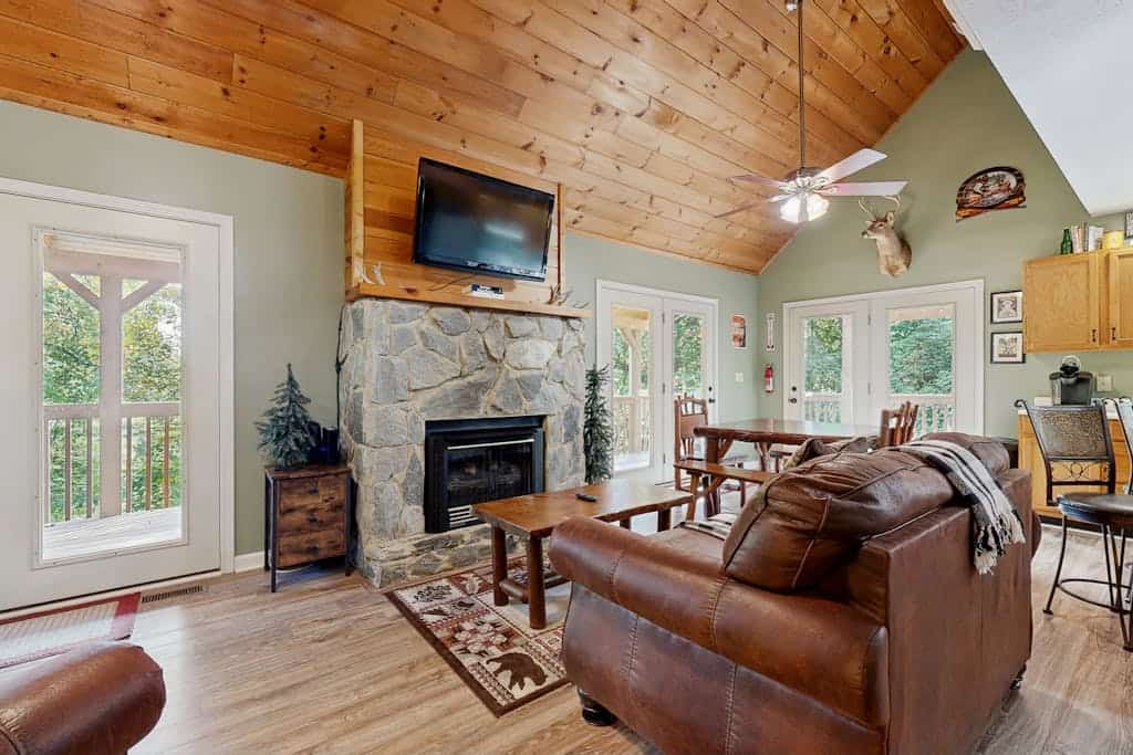 Mountain-view Maggie Valley retreat with hot tub, game room & cozy charm