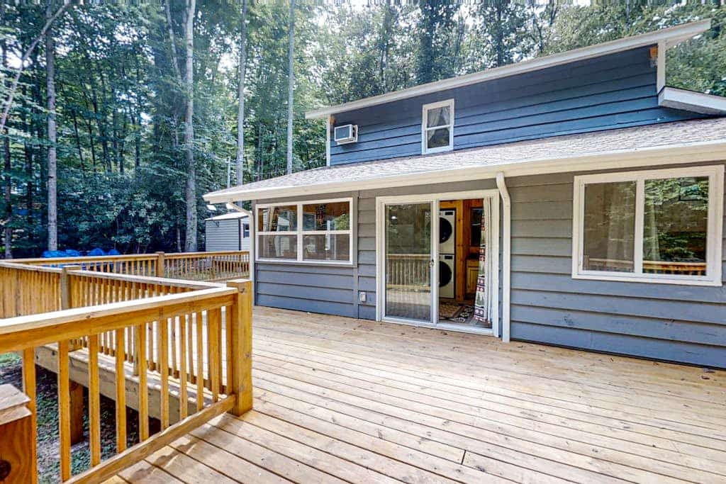 The Little Dude Cabin | Rustic cabin in Franklin with water & wildlife views