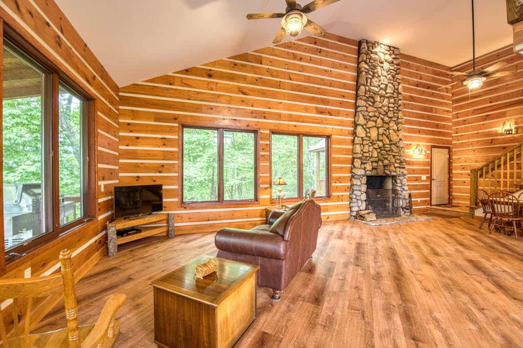 Large multi-level beauty with wrap-around deck, patio, AC, WiFi, wood fireplace