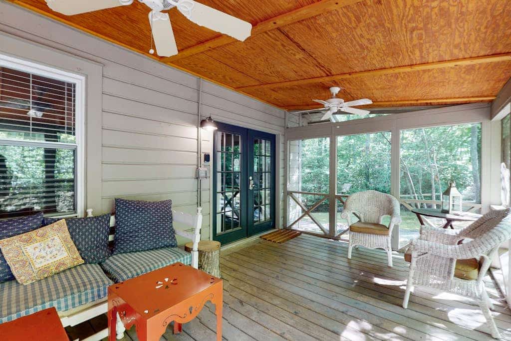 Updated home near Black Mountain with screened porch, Wifi