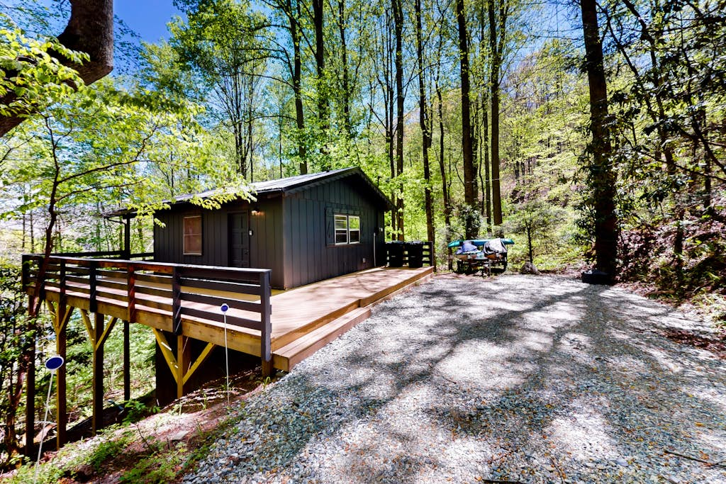 Nantahala Lake Hideout