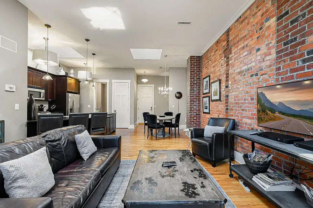 Updated Downtown Apartment w/ Big Private Balcony -- 2 Blocks to Pack Square