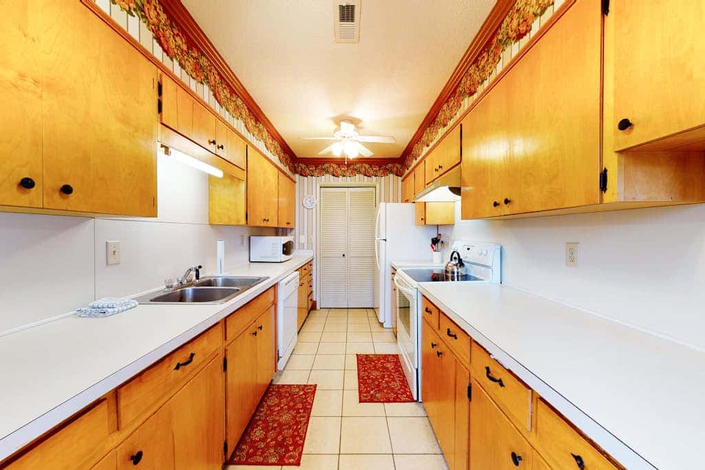 Morris Villa Lower
