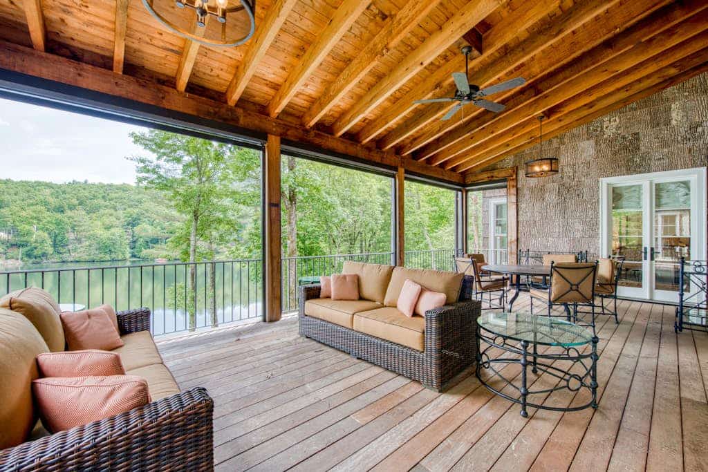 Luxe lakefront home with dock, kayak, canoe, home gym & great outdoor spaces