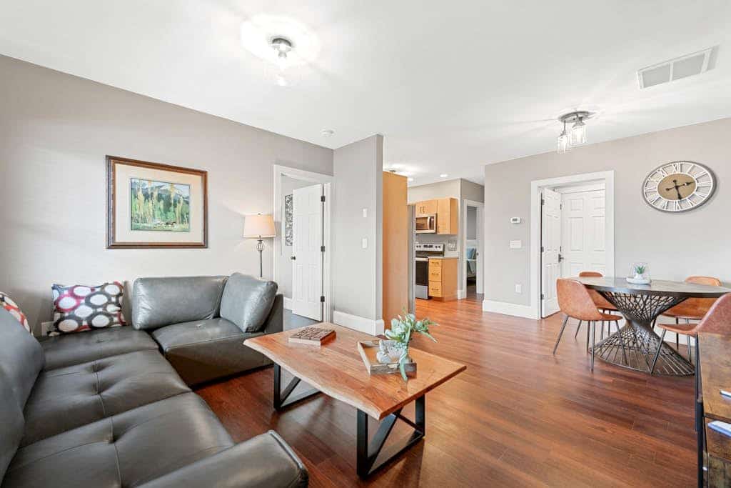 Lake-view apartment with a full kitchen, patio, pool, tennis & basketball access