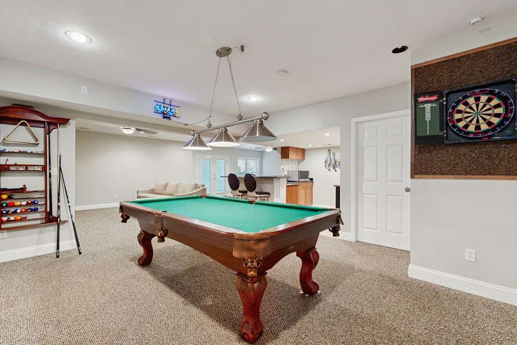 Mountain Ranch Home w/ Pool Table, Fire Pit & Porch Rockers