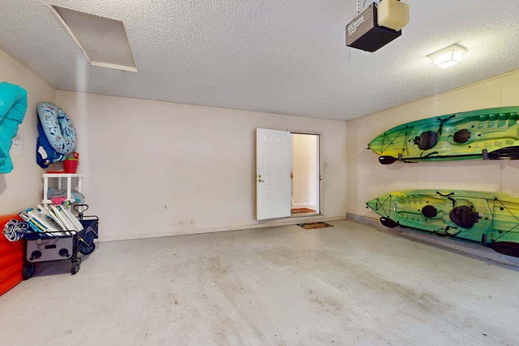 Rumbling Bald Resort Unit -2004