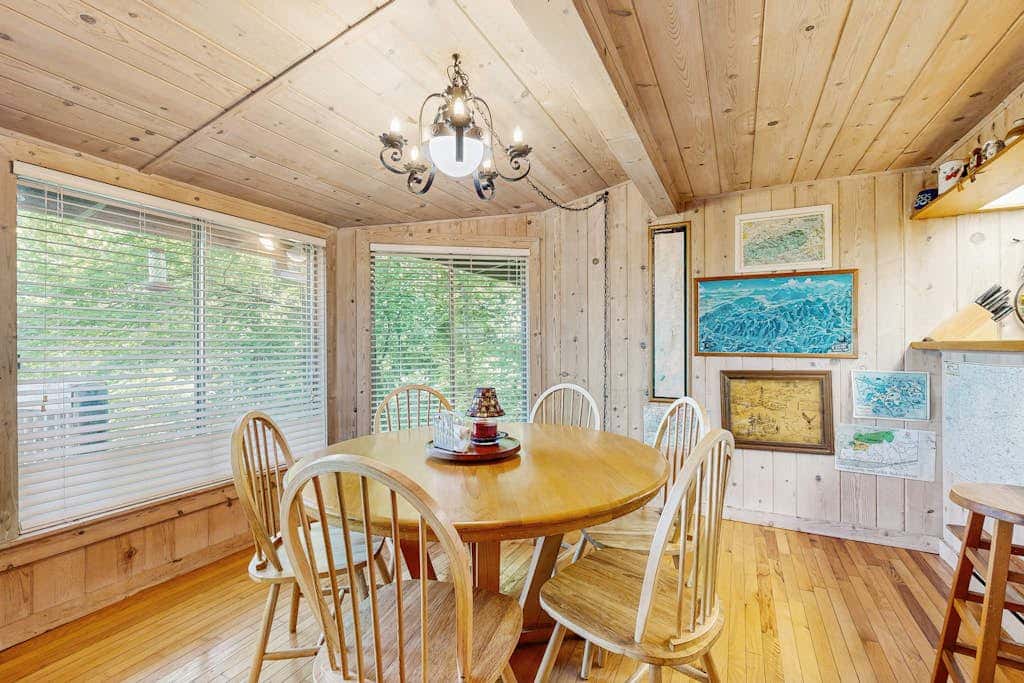 Vista Heights Retreat