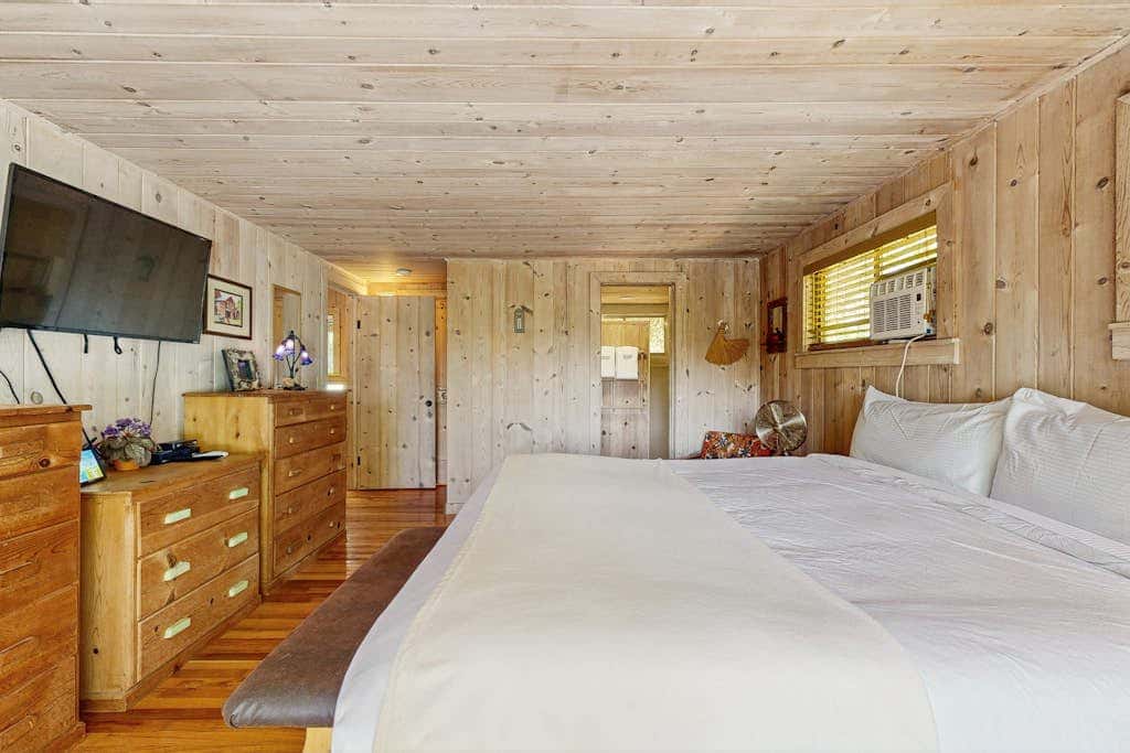 Vista Heights Retreat