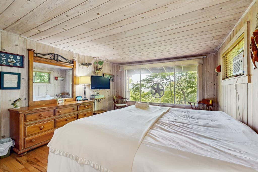 Vista Heights Retreat