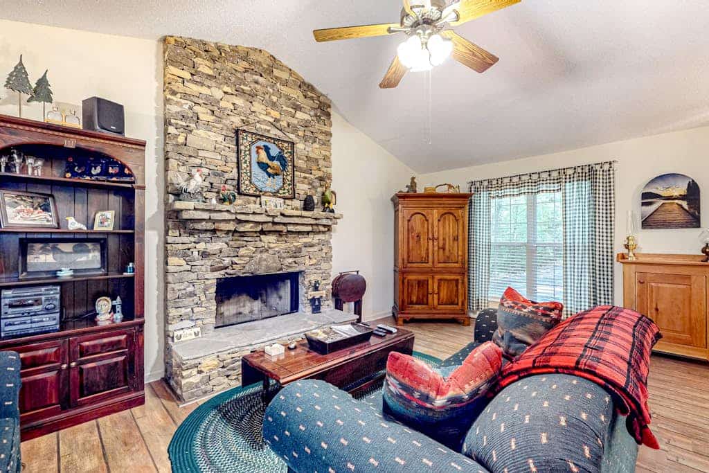 Sapphire Valley Community home with resort amenities & balconies - near skiing