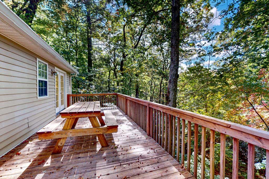 Holly Forest Hideaway