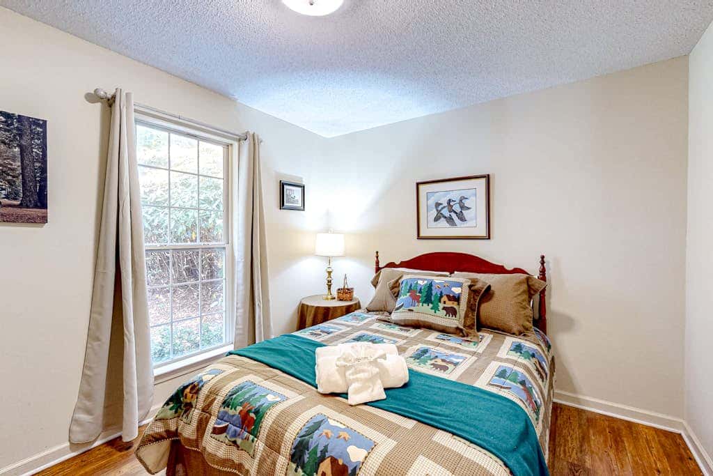 Holly Forest Hideaway