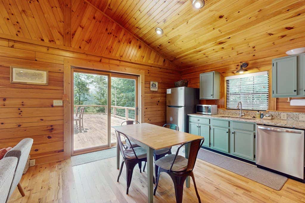Happy Top Hideaway