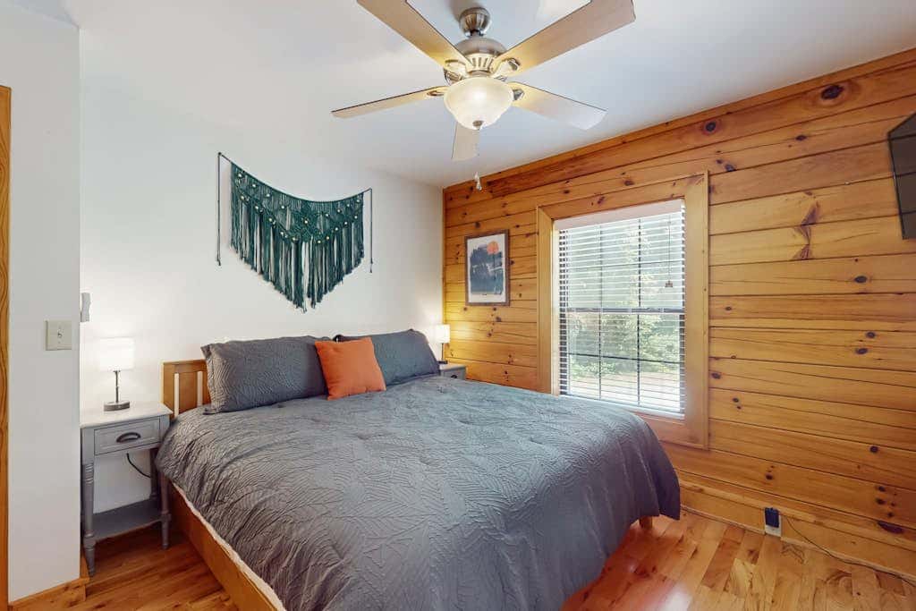 Happy Top Hideaway