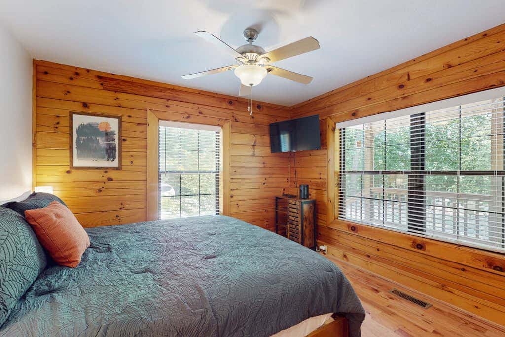 Happy Top Hideaway