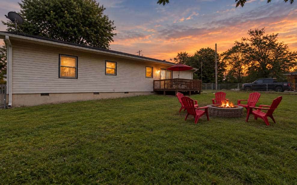 Well-located home in town with sunrise views, deck & great backyard