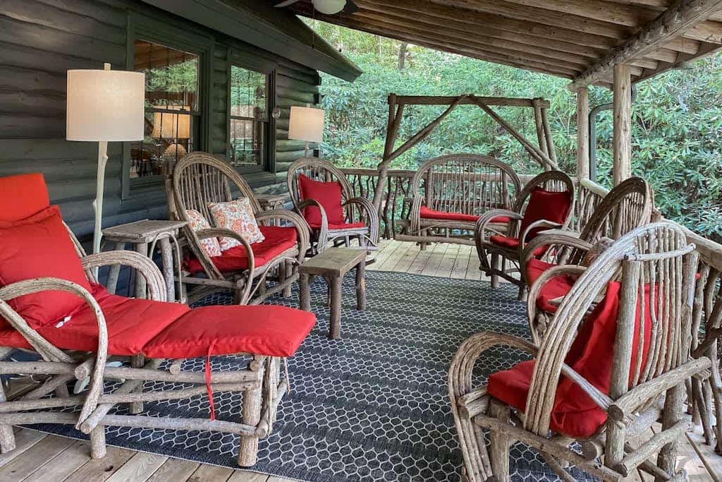 Dod-Friendly with Hot Tub & Fire Pit Overlooking Golf Course at Lake Toxaway