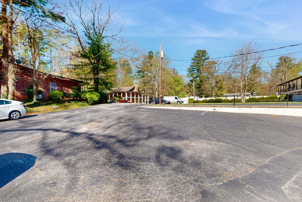 Lakeview Cottage - Unit 305