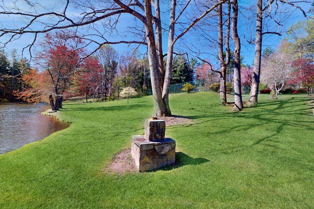 Lakeview Cottage - Unit 305