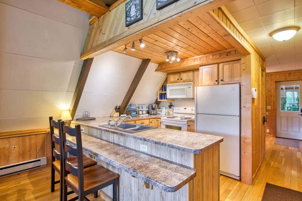 Chalet at Peek's Creek