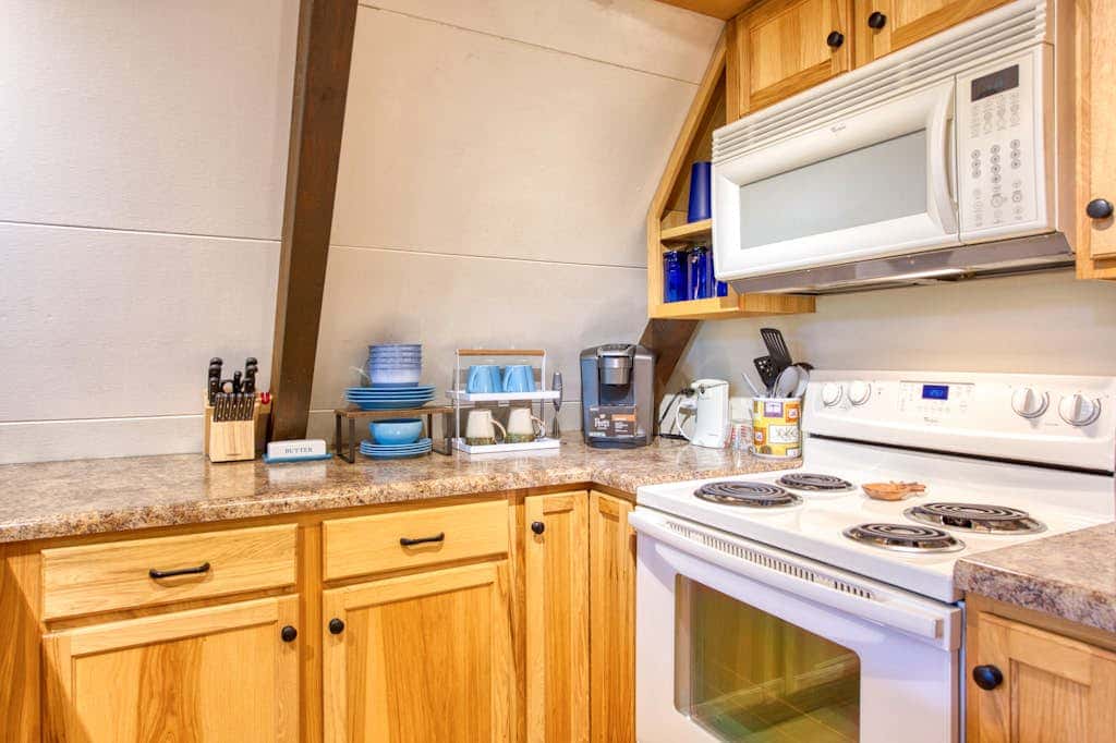 Chalet at Peek's Creek