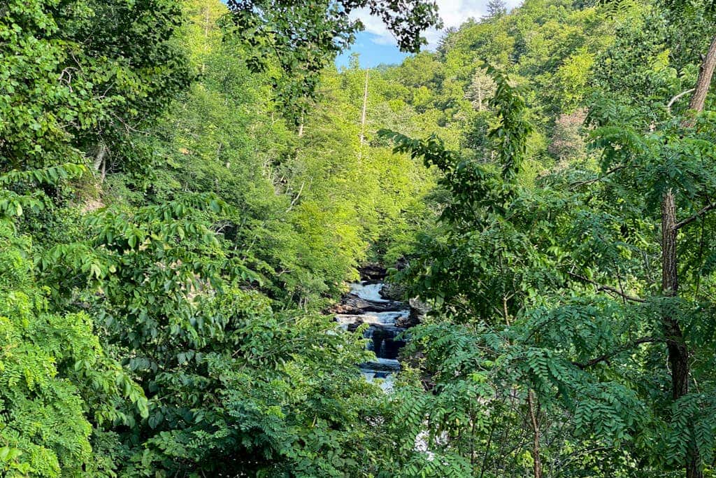 Chalet at Peek's Creek