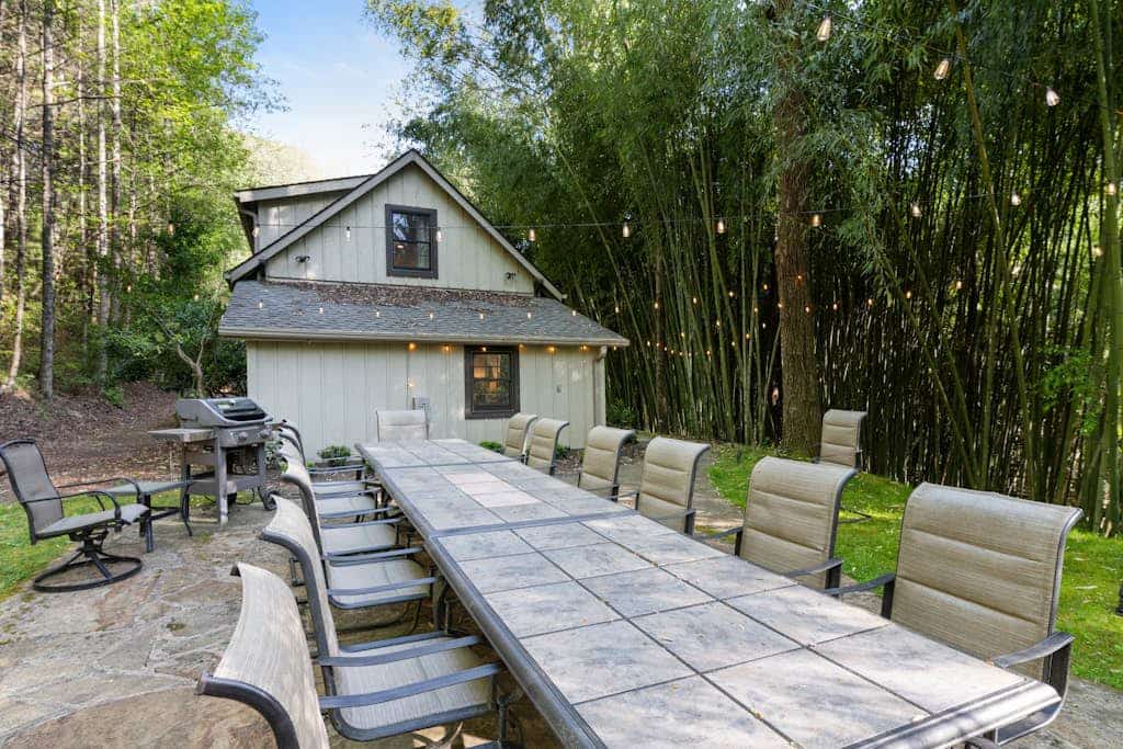 21-acre multi-home escape with hot tub, hiking trails & waterfalls