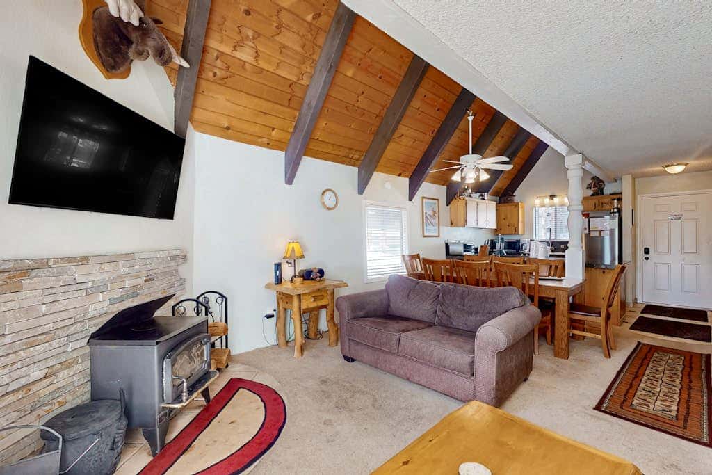 Mammoth View Villas 30