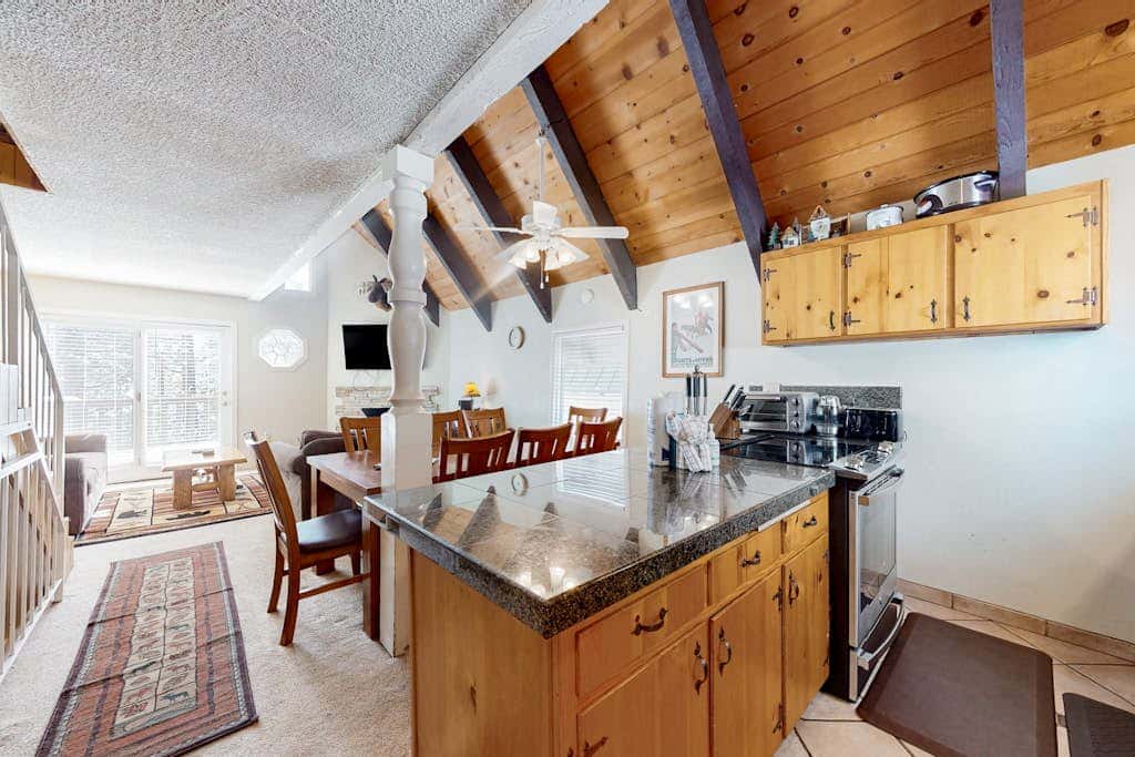 Mammoth View Villas 30