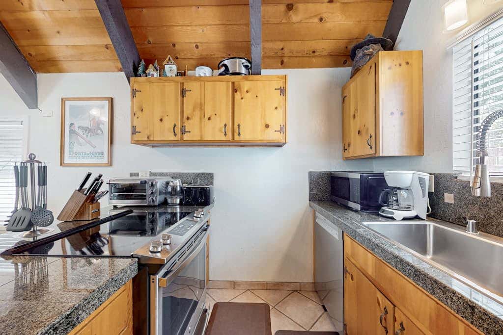 Mammoth View Villas 30