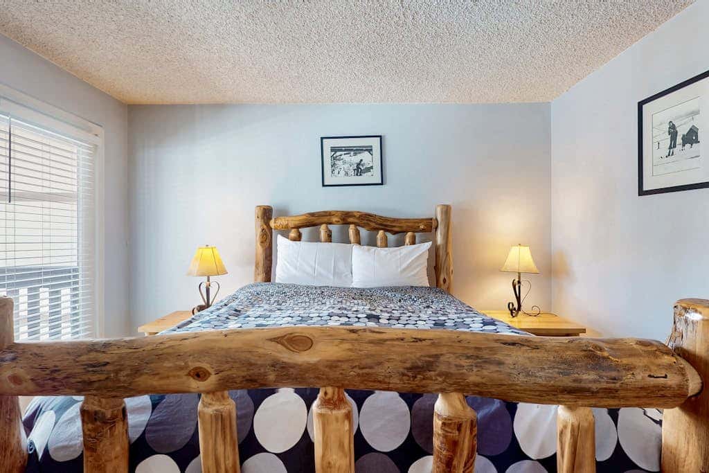 Mammoth View Villas 30