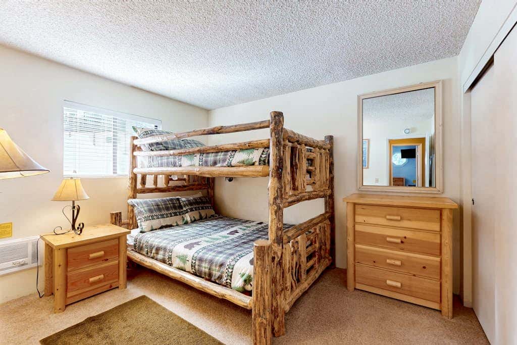 Mammoth View Villas 30