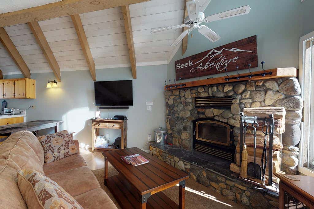 Mammoth View Villas 21