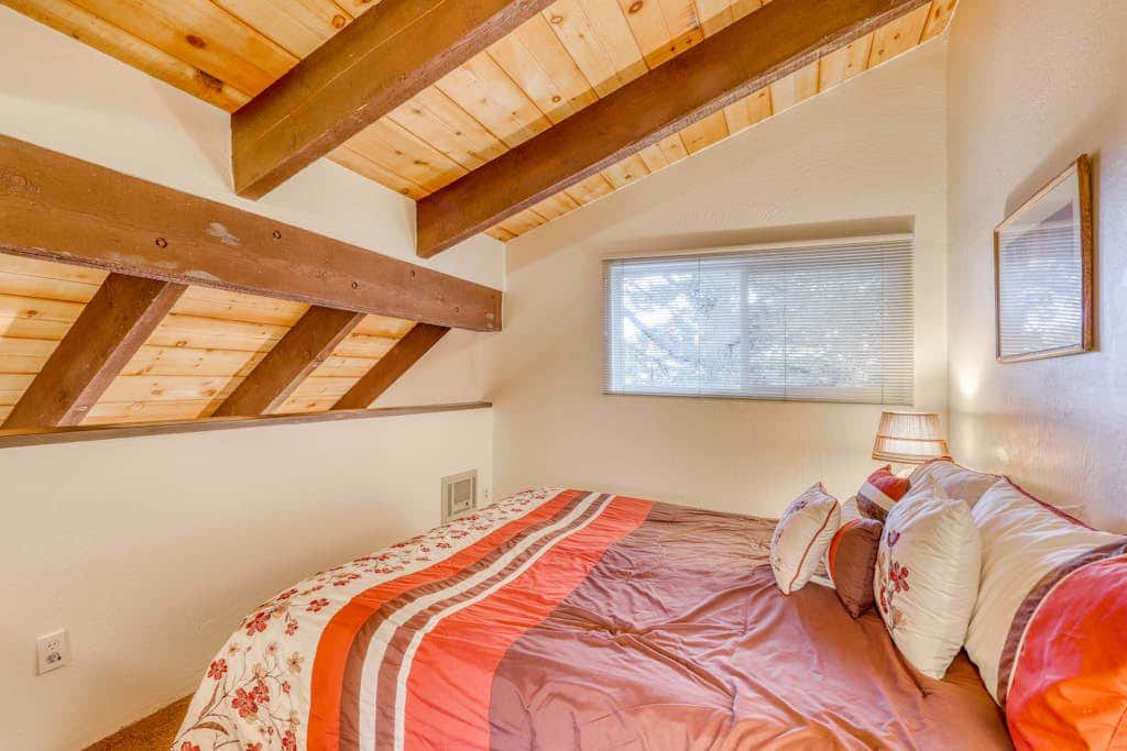 Mammoth View Villas 35