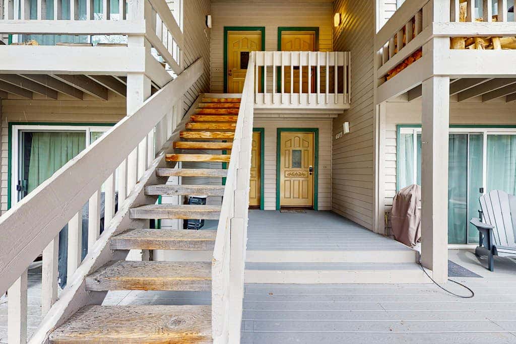 Snowcreek 607