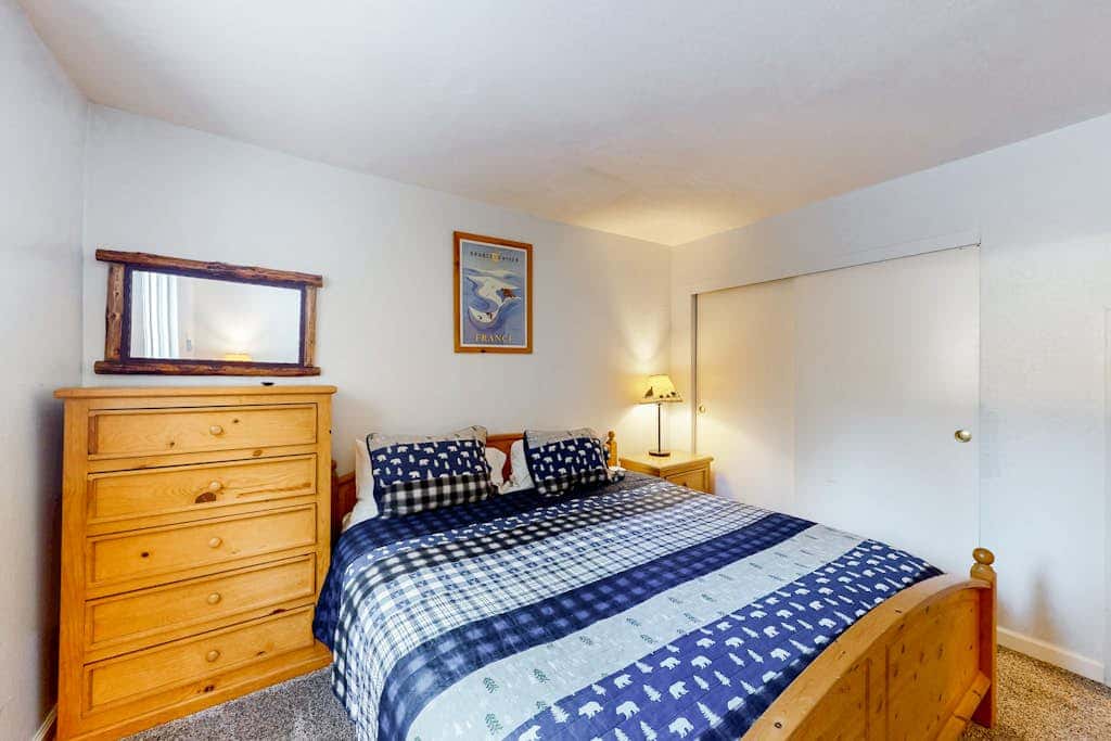 Mammoth View Villas 24