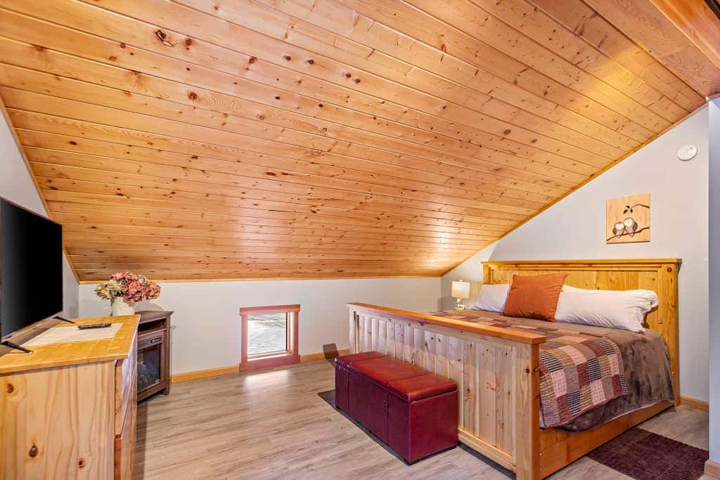 Heckanecki's River Lake Lodge