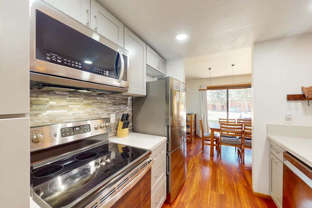Snowcreek 27