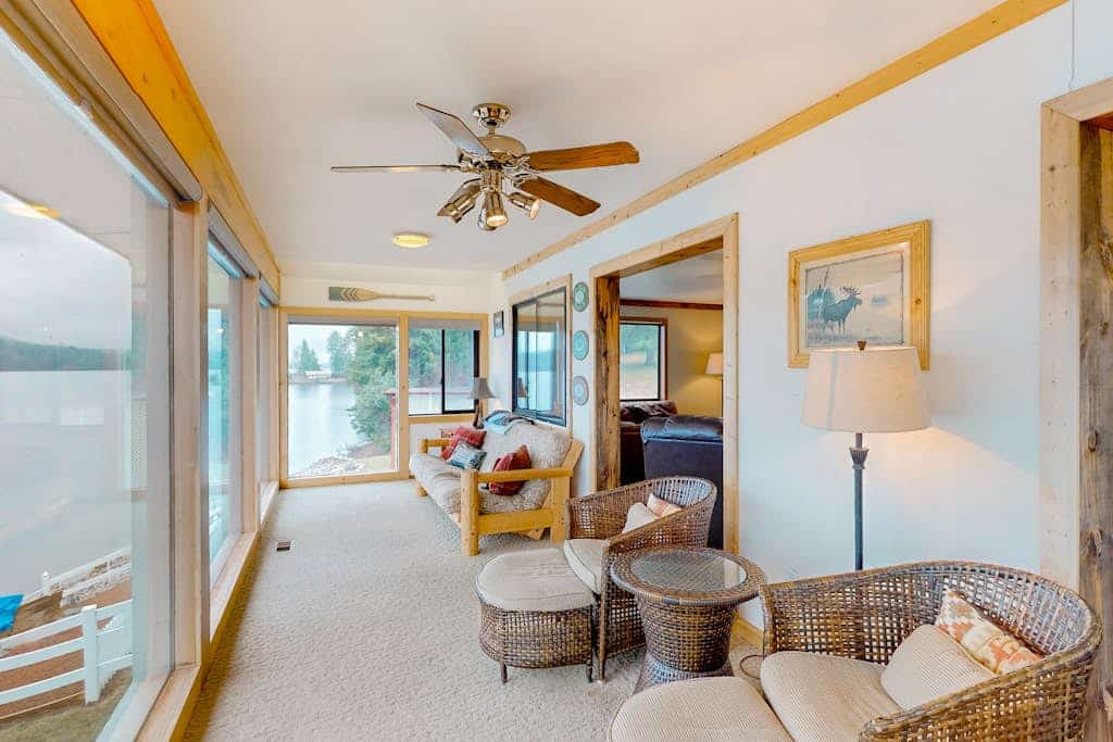 Lakefront hideaway with games, grill, smart TVs, mountain views, & AC