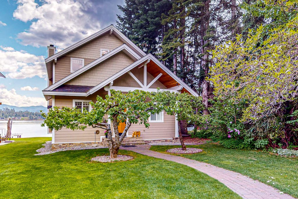 Monarch House -Home and Studio