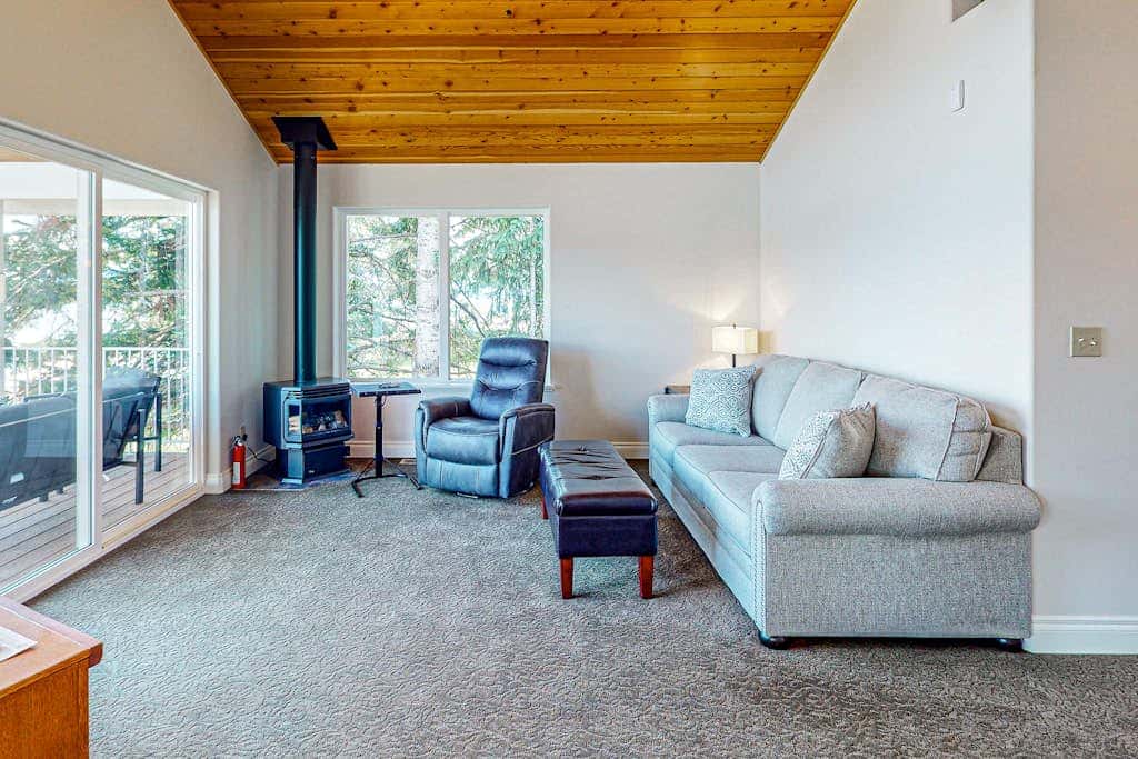 Monarch House -Home and Studio