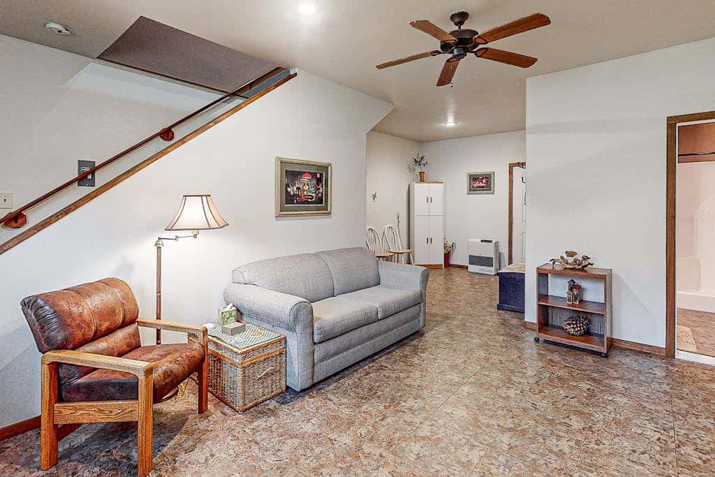 Monarch House -Home and Studio