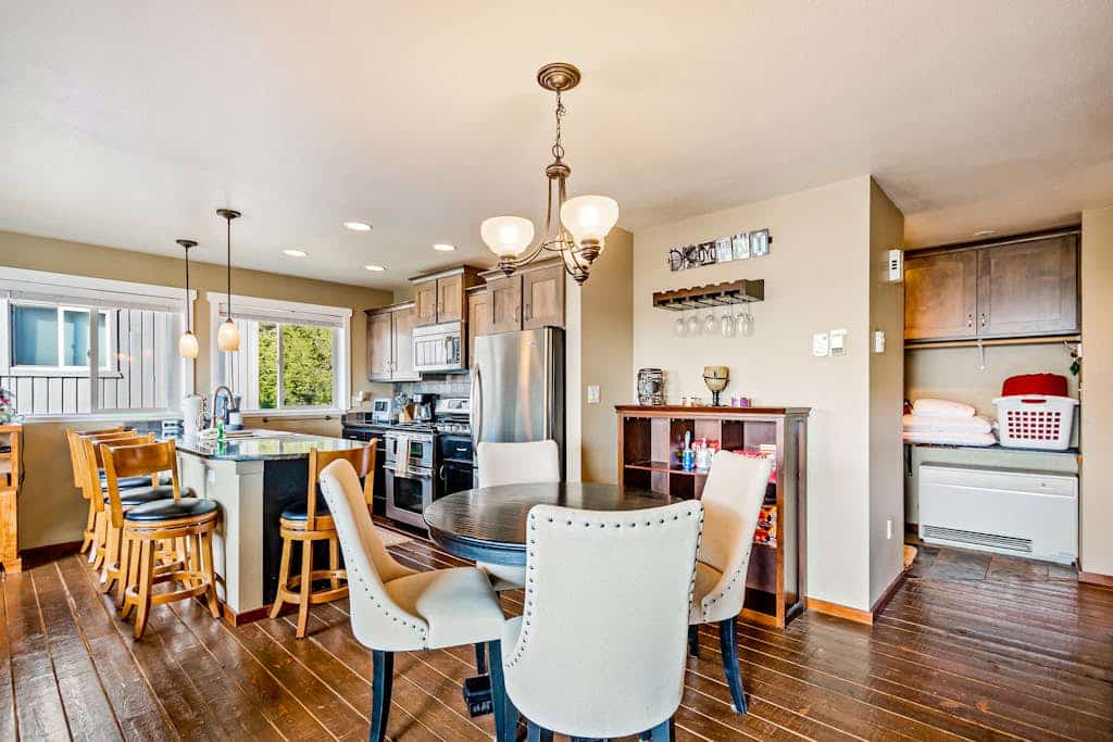 Ski-in/out townhome with great views, balcony, grill, & fireplace - dog-friendly