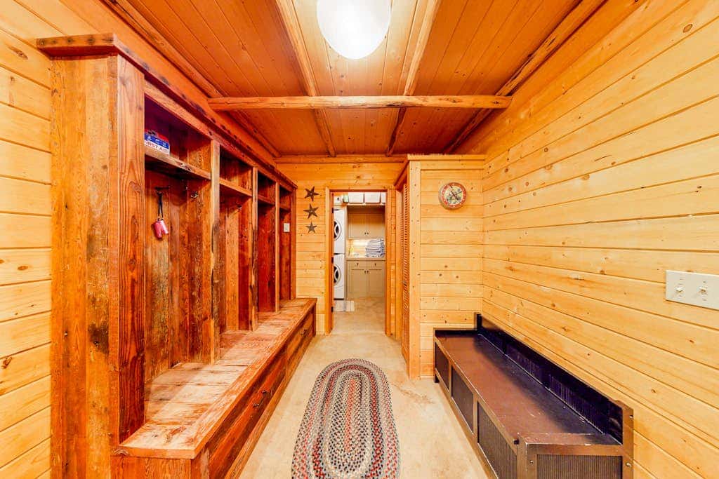Eureka Lodge